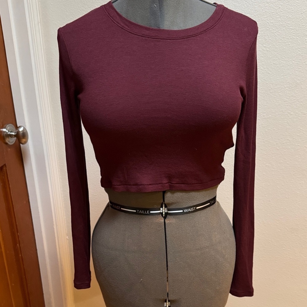 Madewell Burgundy Long Sleeve Crop Top size Medium